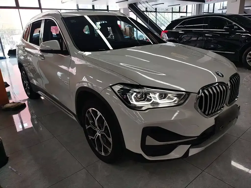 BMW X1 — фото 4