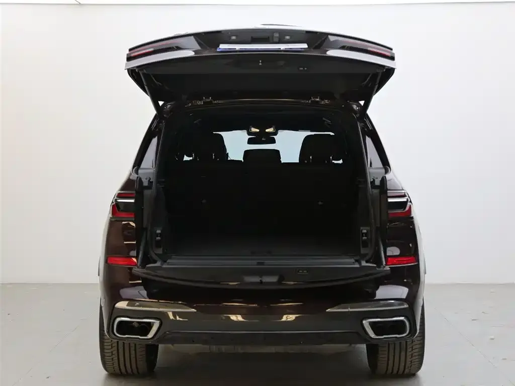 BMW X7 2024 из CN, фото 6