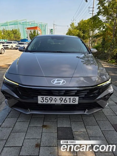 Hyundai AVANTE — фото 1