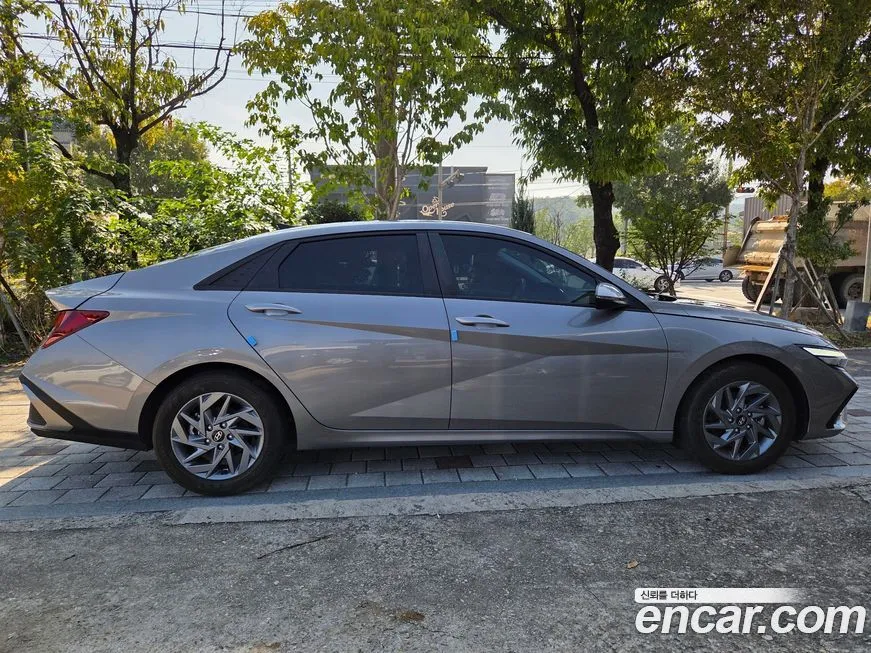Hyundai AVANTE — фото 5