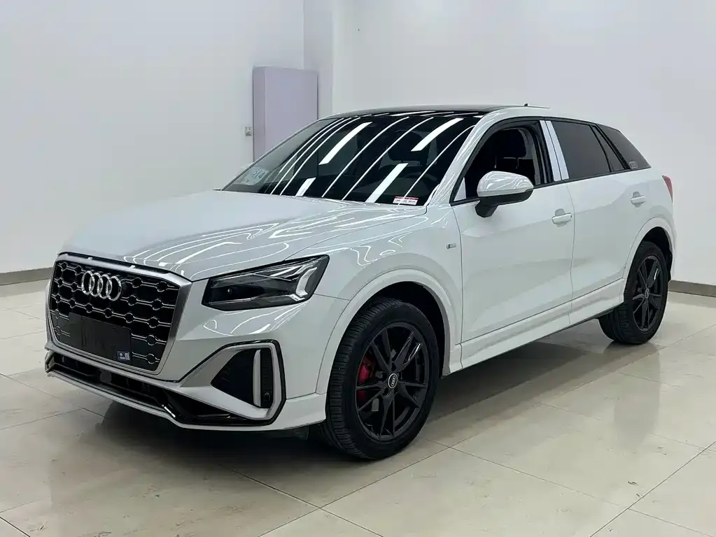 Audi Q2L 2022 из CN, фото 1