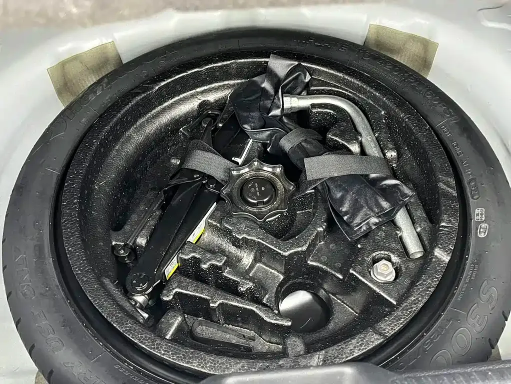 Audi Q2L 2022 из CN, фото 10