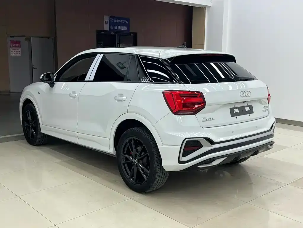 Audi Q2L 2022 из CN, фото 4