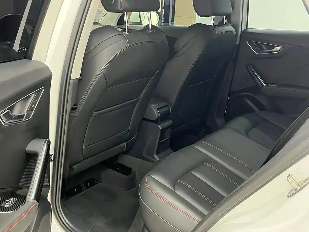 Audi Q2L 2022 из CN, фото 8