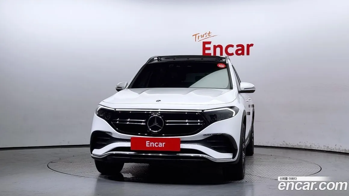 Mercedes-Benz EQB — фото 3