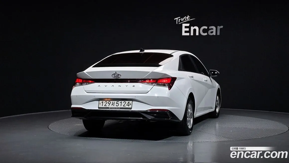 Hyundai AVANTE 2021 из KR, фото 4