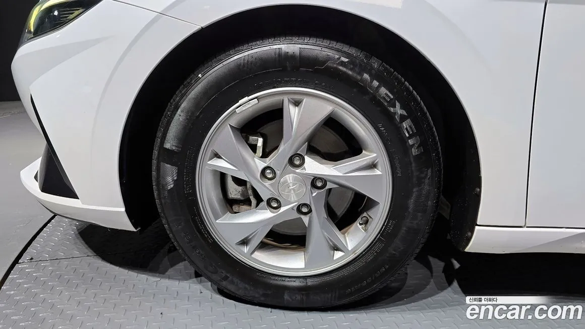 Hyundai AVANTE 2021 из KR, фото 5