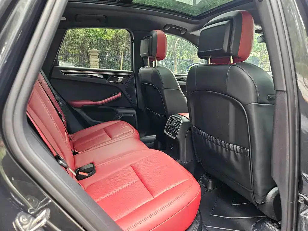 Porsche Macan 2023 из CN, фото 10