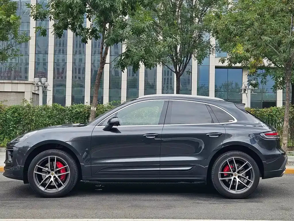 Porsche Macan 2023 из CN, фото 2