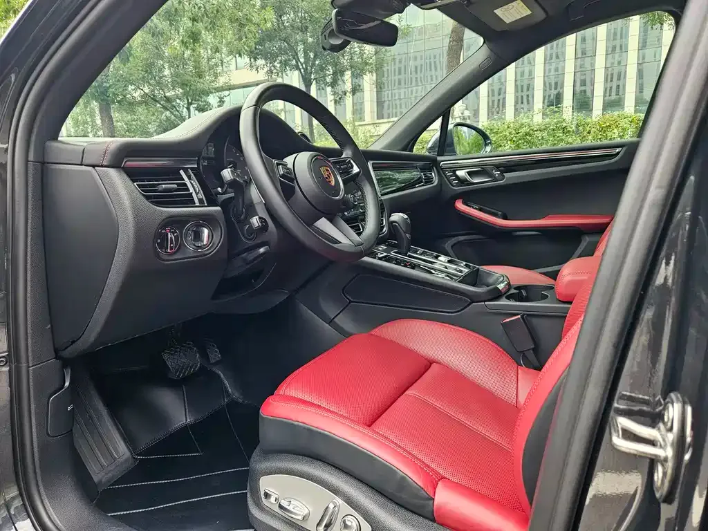Porsche Macan 2023 из CN, фото 6