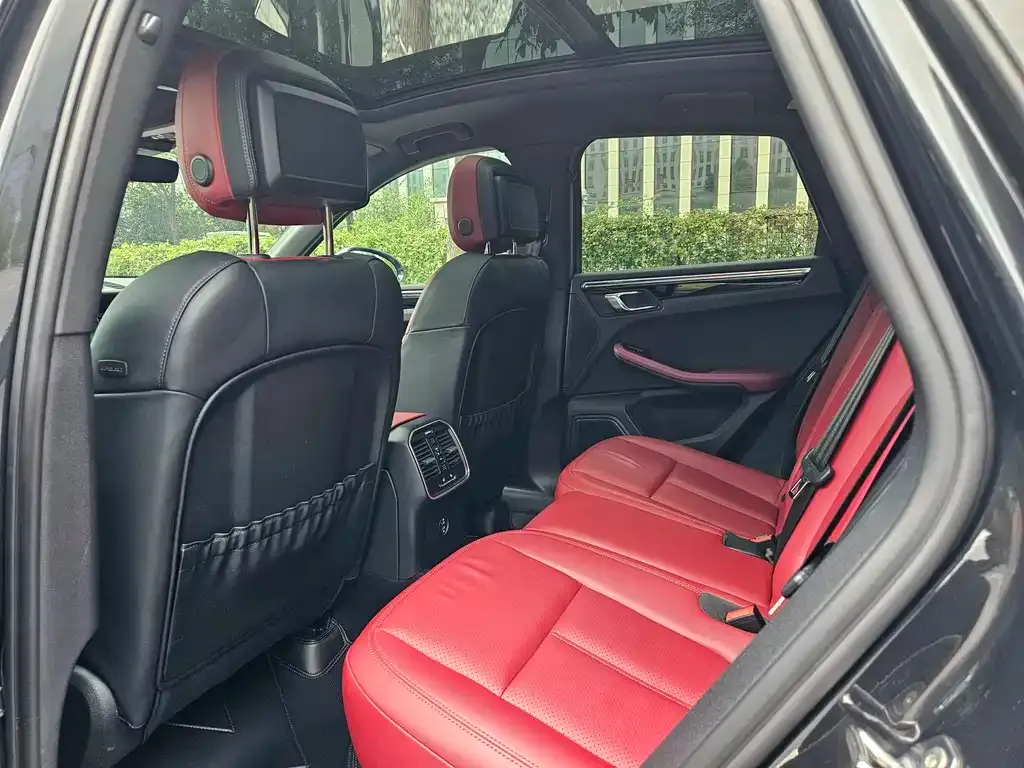Porsche Macan 2023 из CN, фото 7