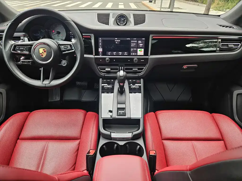 Porsche Macan 2023 из CN, фото 8