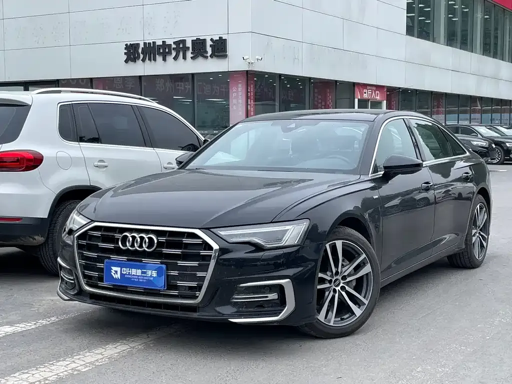 Audi A6L 2023 из CN, фото 2