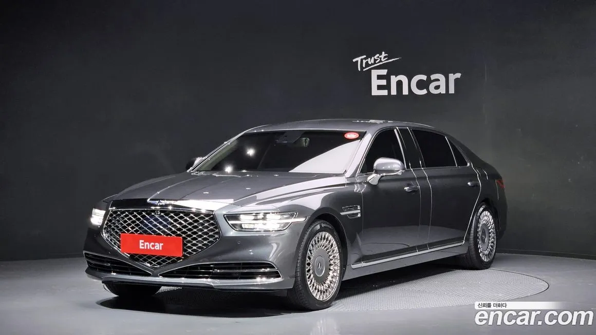 Genesis G90