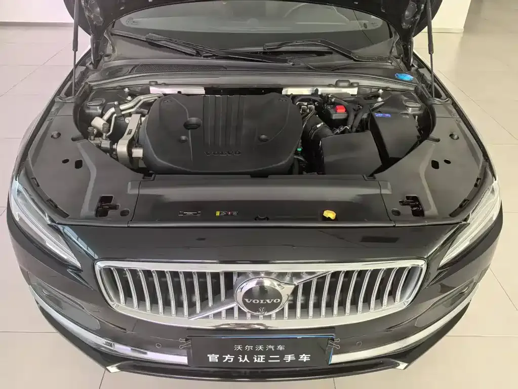 Volvo S90 — фото 4