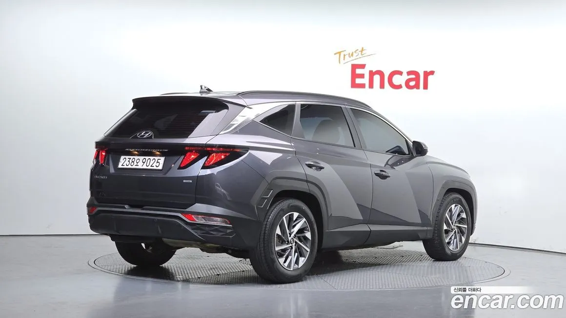 Hyundai Tucson 2023 из KR, фото 2