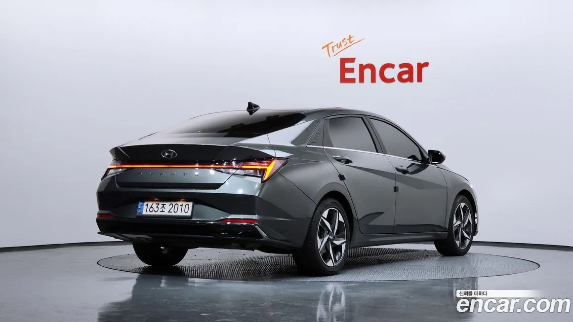 Hyundai AVANTE — фото 2