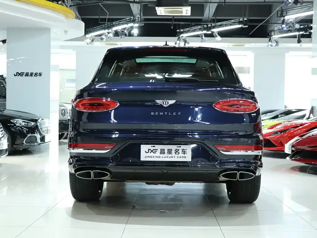 Bentley Bentayga 2021 из CN, фото 4