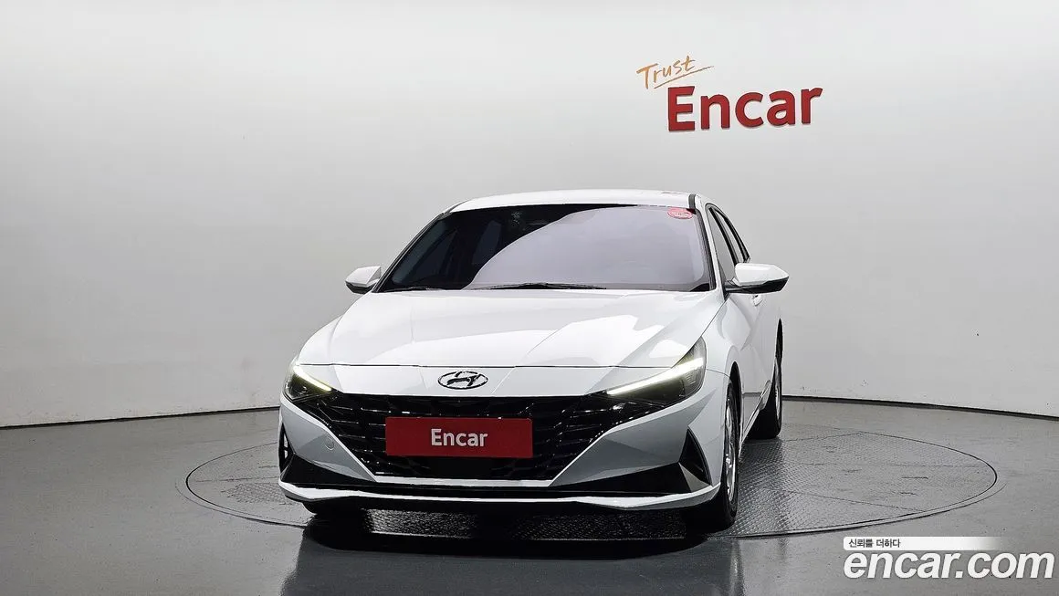 Hyundai AVANTE — фото 3