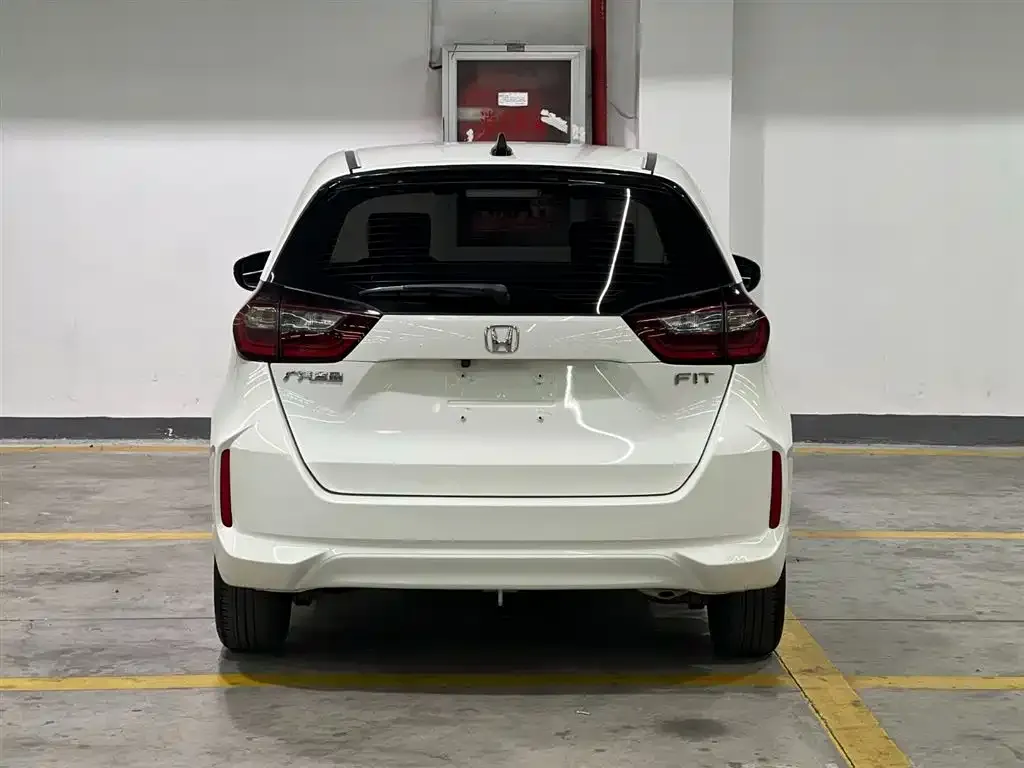 Honda Fit — фото 6