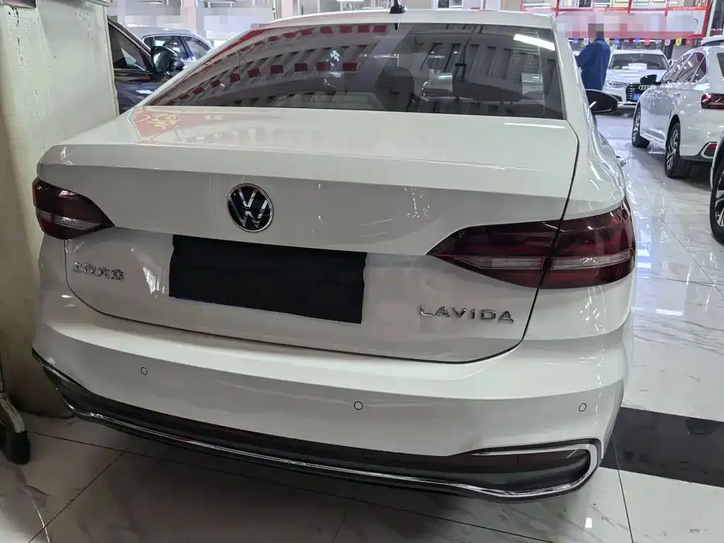 Volkswagen Lavida 2023 из CN, фото 4