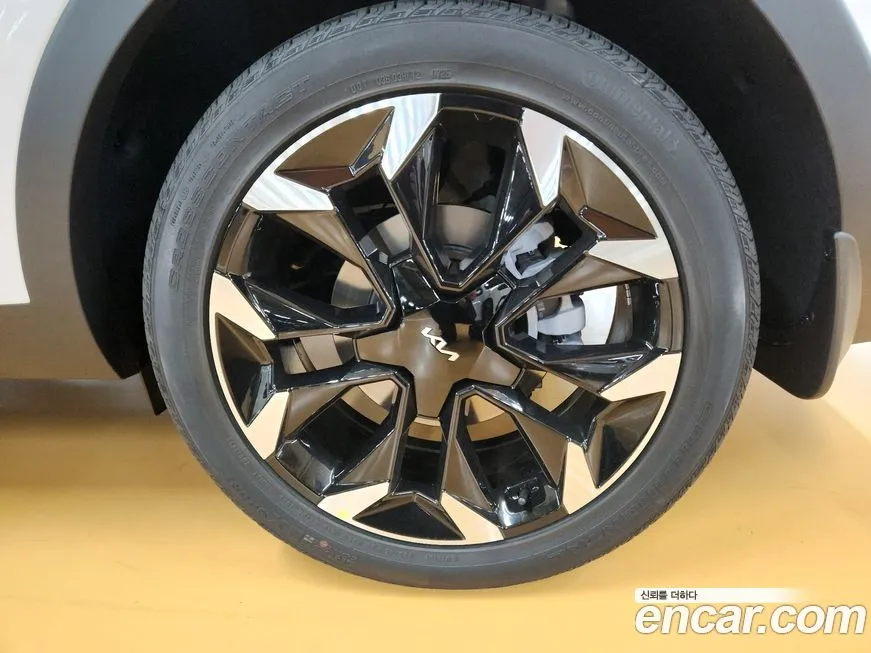 Kia Sorento — фото 7