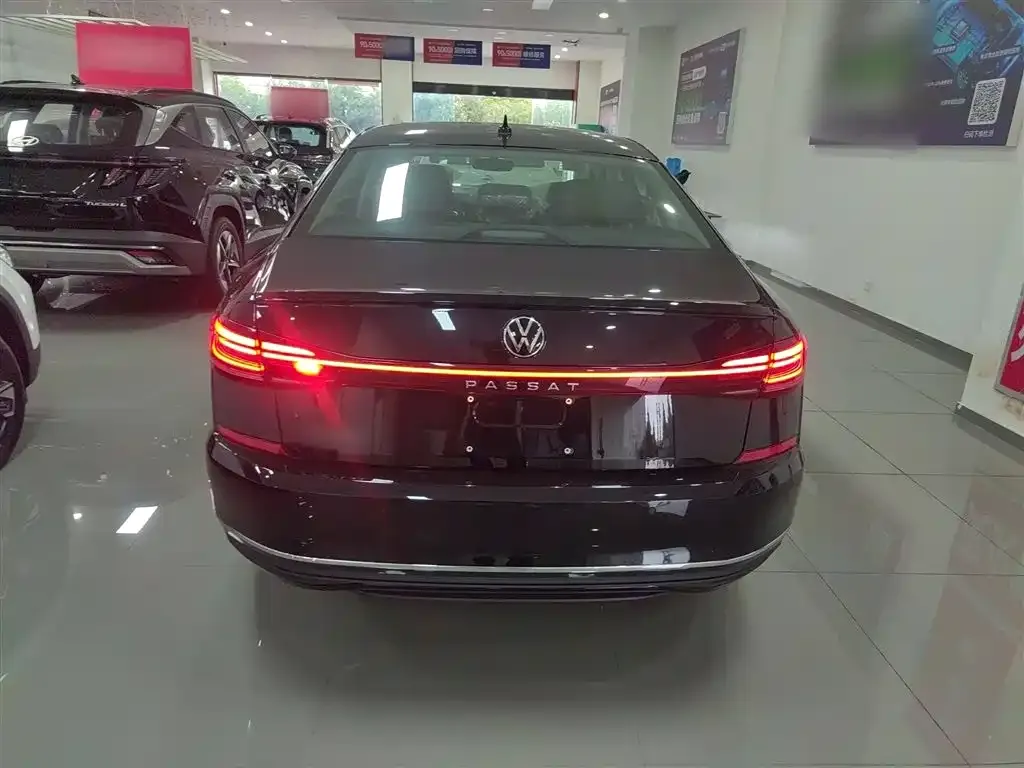 Volkswagen Passat — фото 6