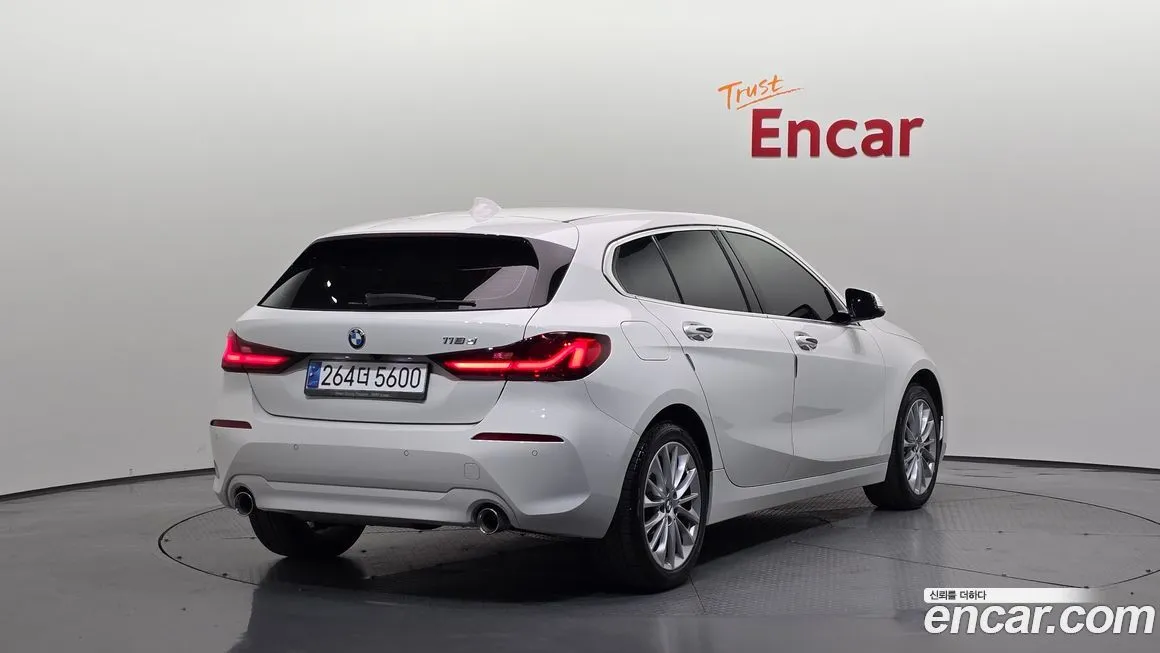 BMW 1-Series 2021 из KR, фото 2