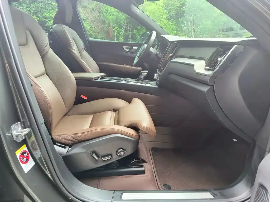 [object Object] XC60 2021 из CN, фото 8