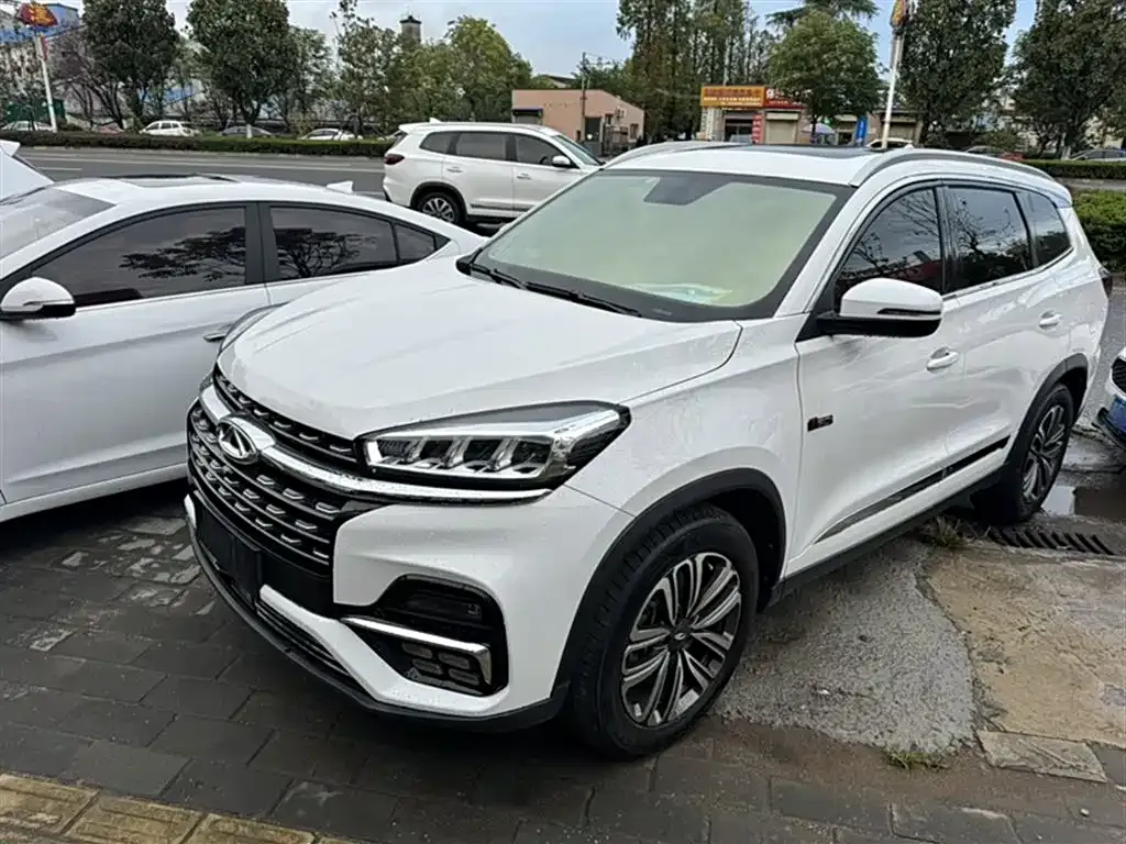 Chery Tiggo 8 — фото 3