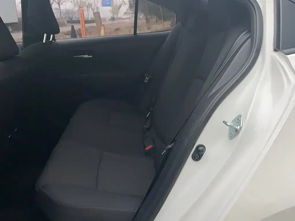 Toyota Corolla 2024 из CN, фото 10