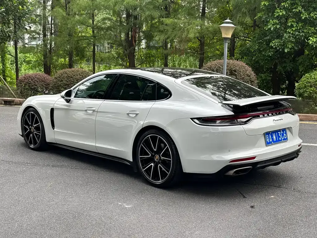 Porsche Panamera — фото 4