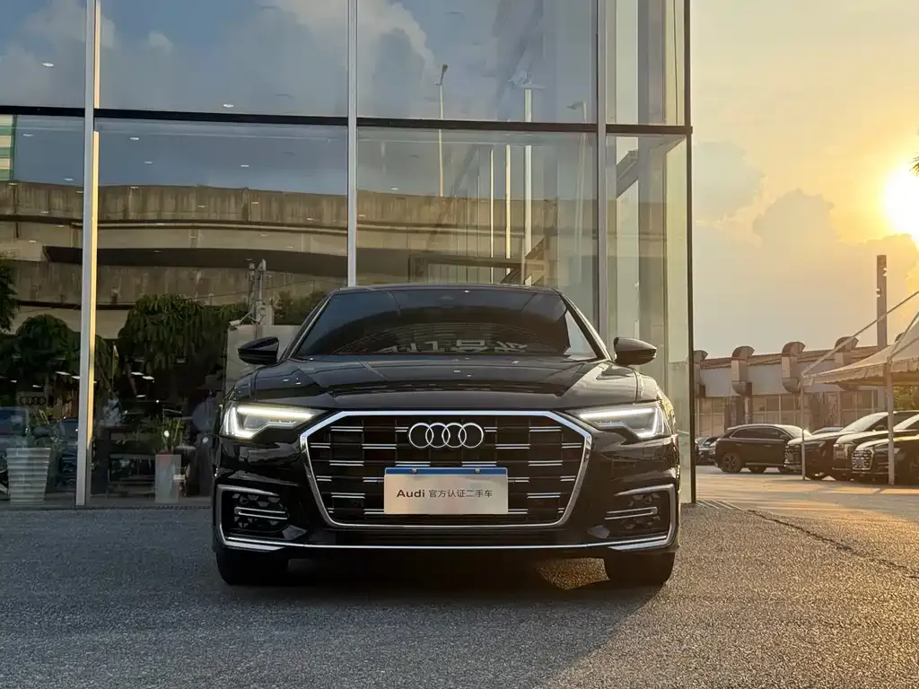 Audi A6L — фото 2