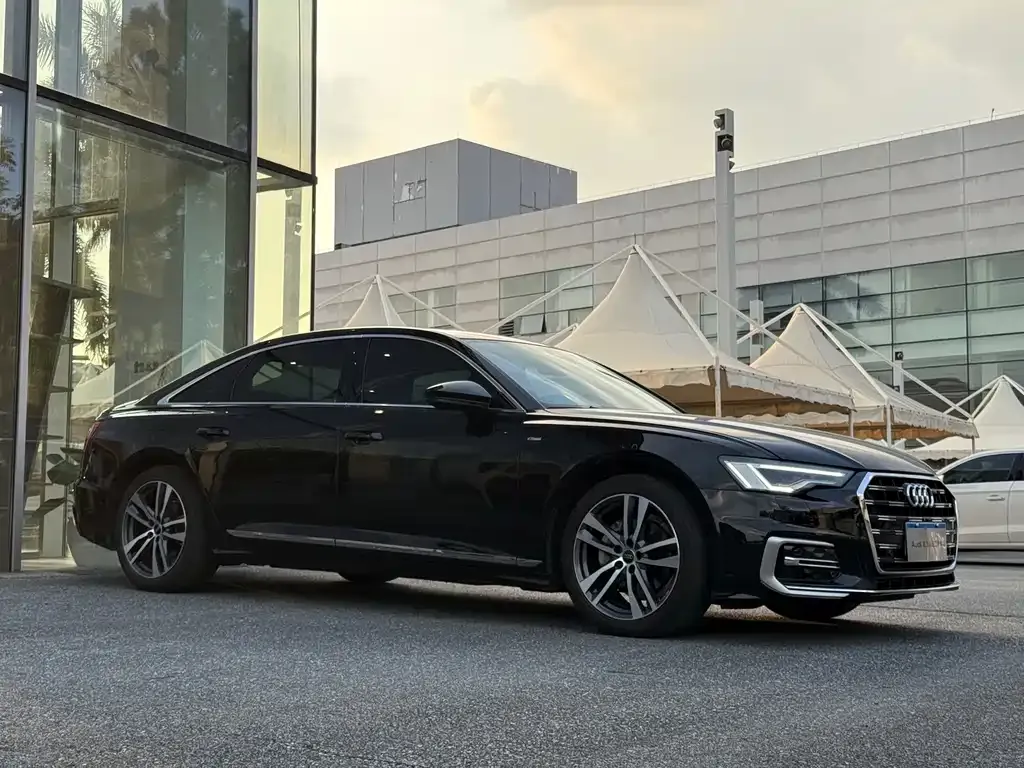 Audi A6L — фото 3