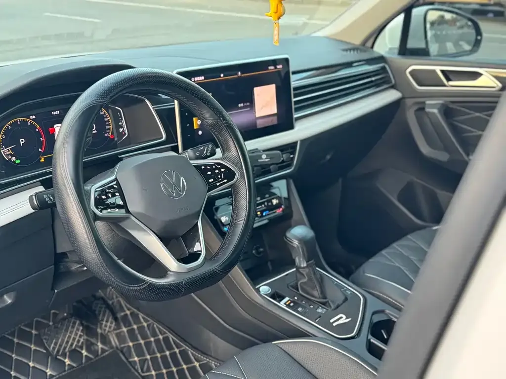 Volkswagen Tiguan L 2023 из CN, фото 6