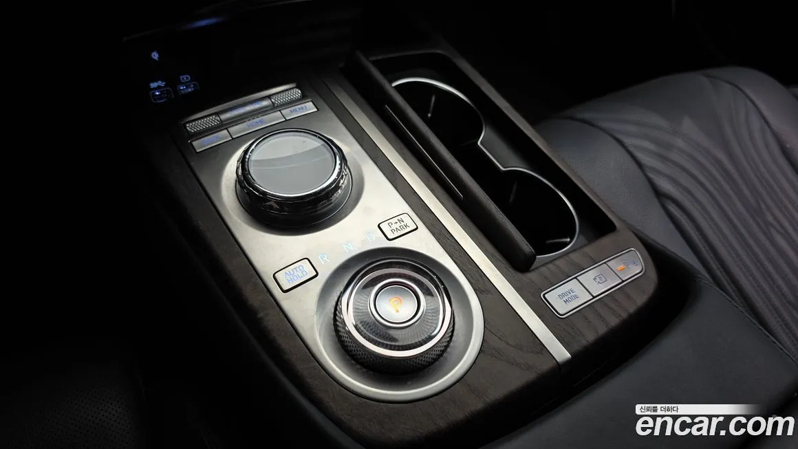 Genesis G80 — фото 9
