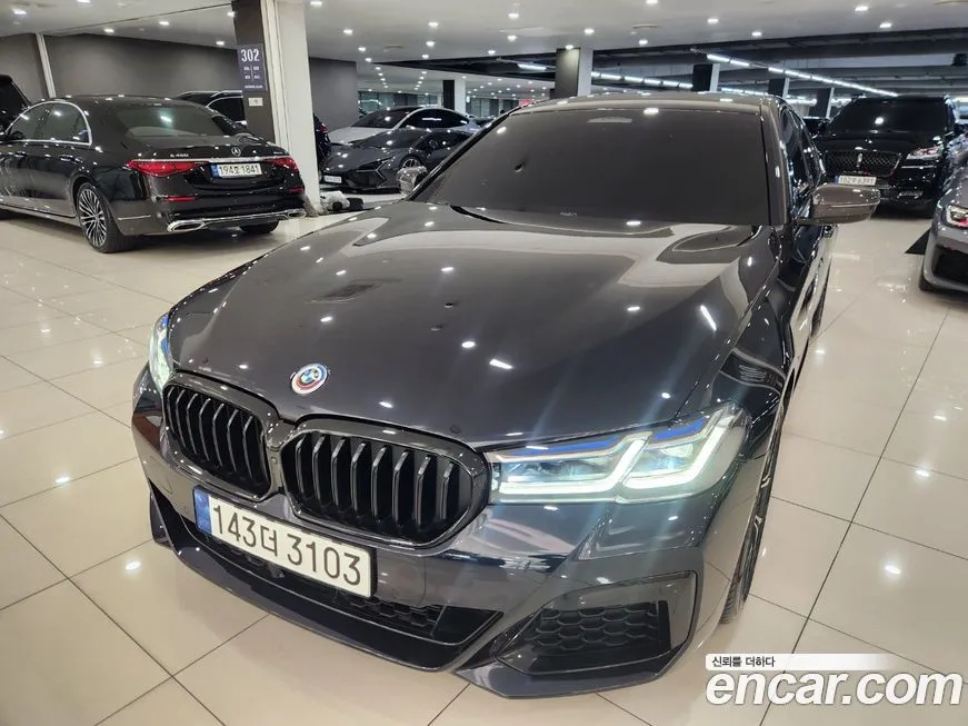 BMW 5-Series 2023 из KR, фото 1
