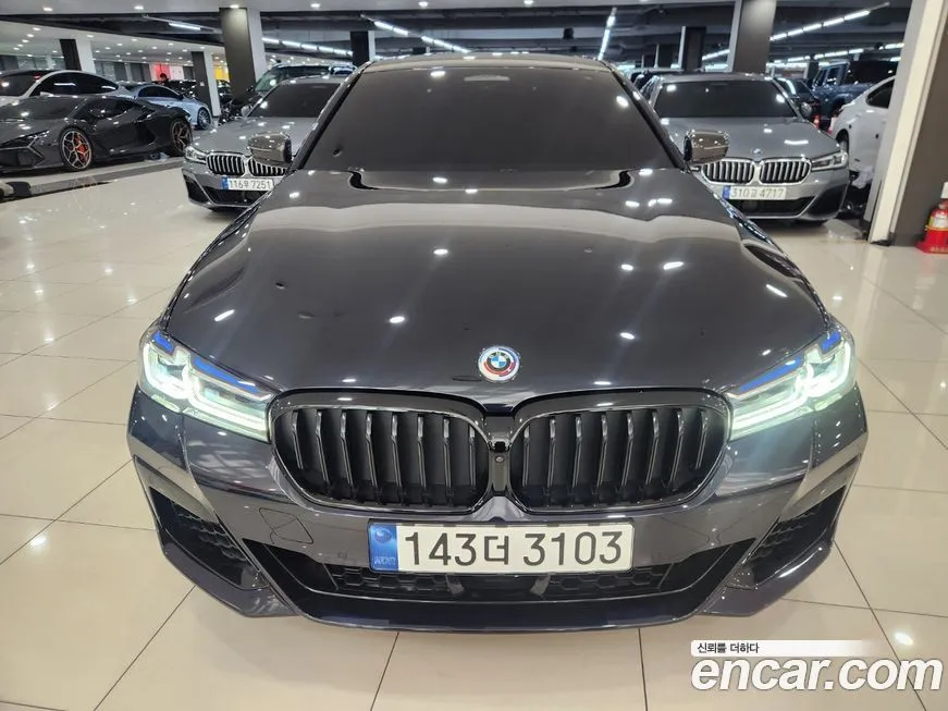 BMW 5-Series 2023 из KR, фото 3