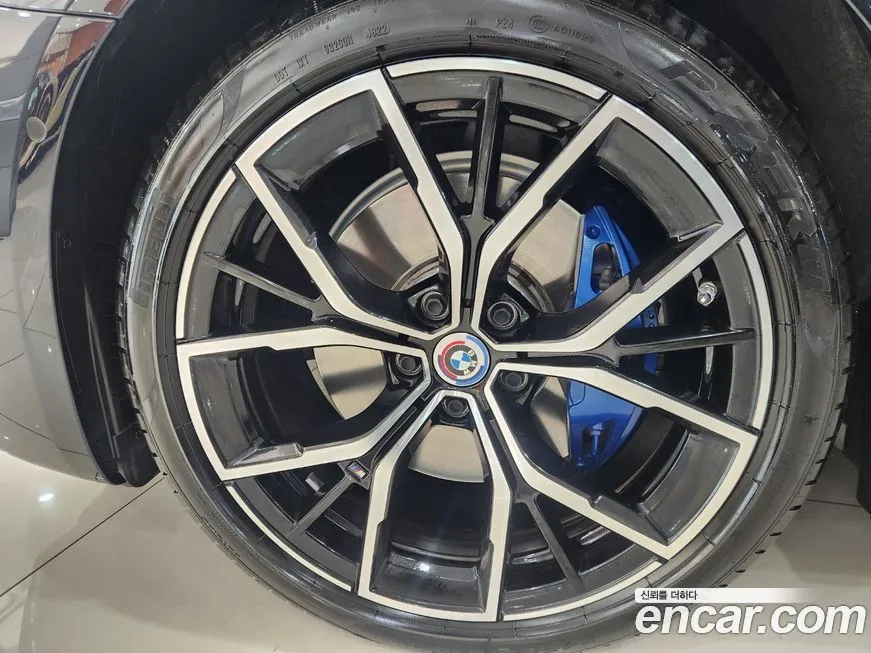 BMW 5-Series 2023 из KR, фото 5