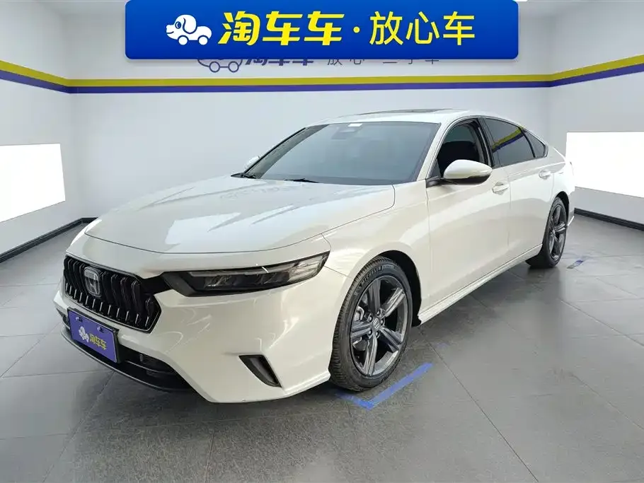 Honda Inspire 2023 из CN, фото 1