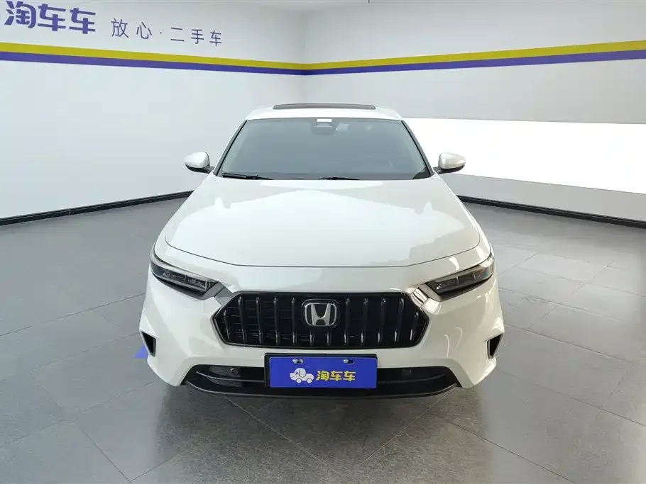 Honda Inspire 2023 из CN, фото 2
