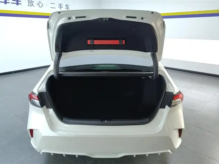 Honda Inspire 2023 из CN, фото 4
