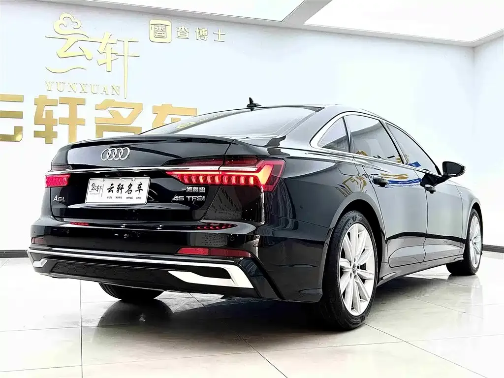 Audi A6L 2024 из CN, фото 6