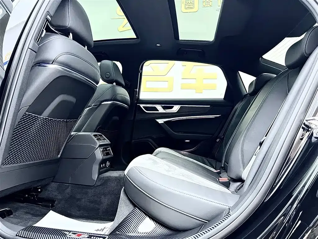 Audi A6L 2024 из CN, фото 9