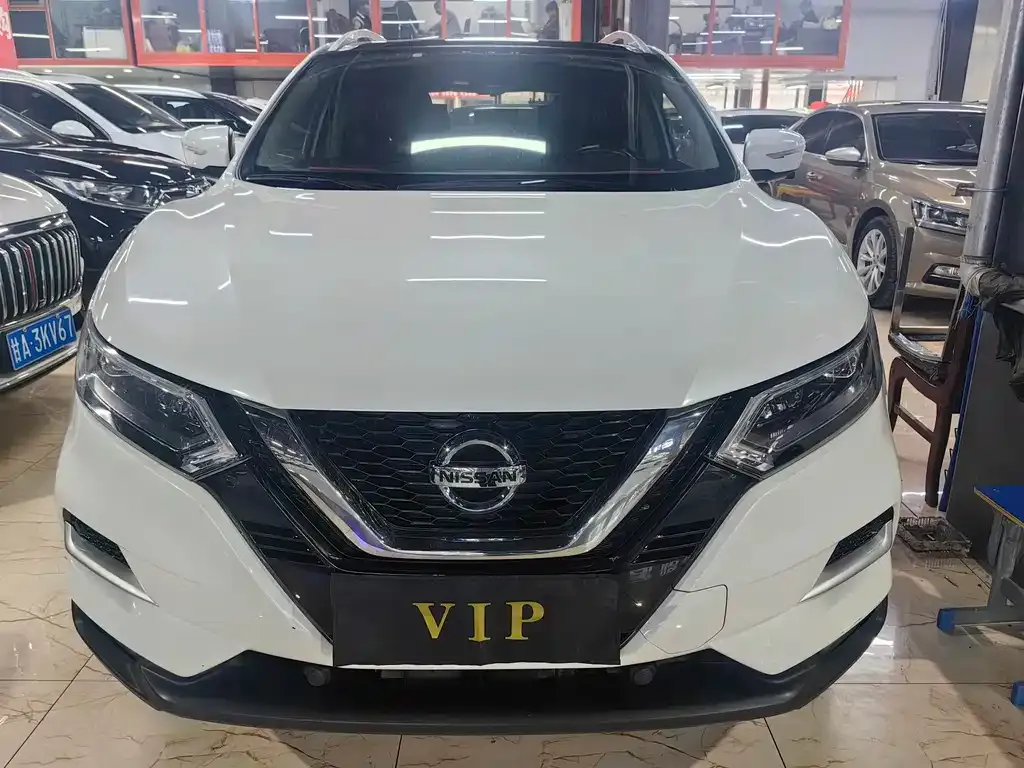 Nissan Qashqai 2021 из CN, фото 2