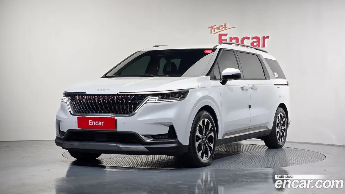 Kia Carnival 2023 из KR, фото 1