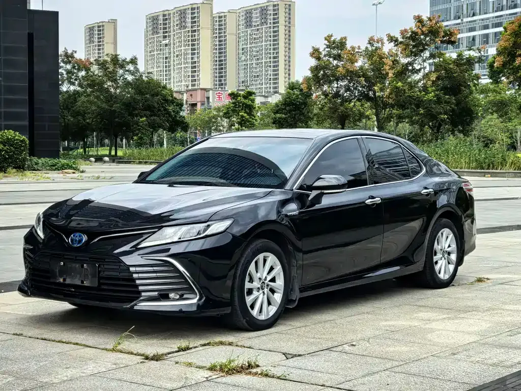 Toyota Camry 2023 из CN, фото 1