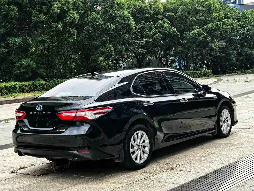 Toyota Camry 2023 из CN, фото 9