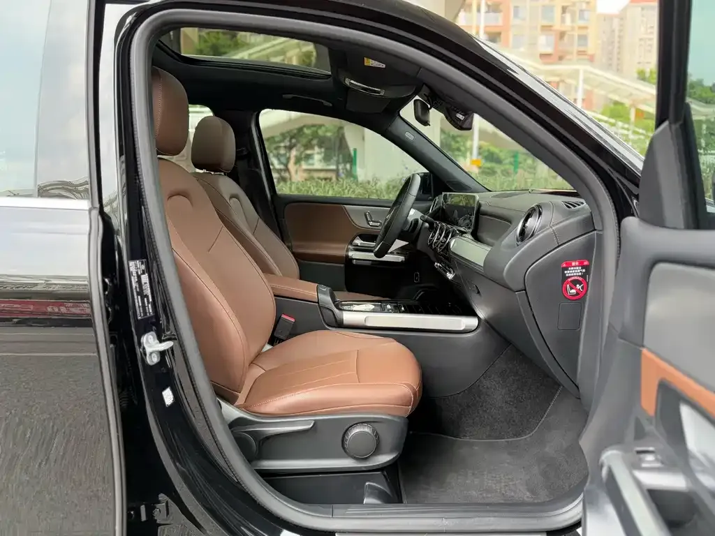 Mercedes-Benz GLB 2023 из CN, фото 10
