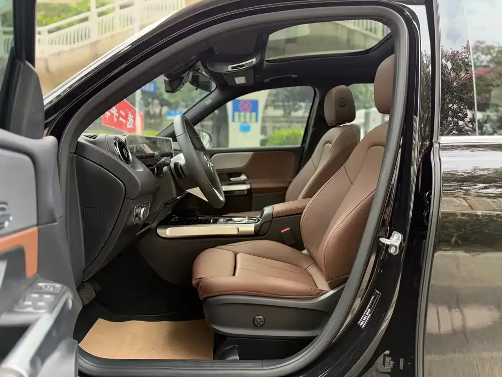 Mercedes-Benz GLB 2023 из CN, фото 8